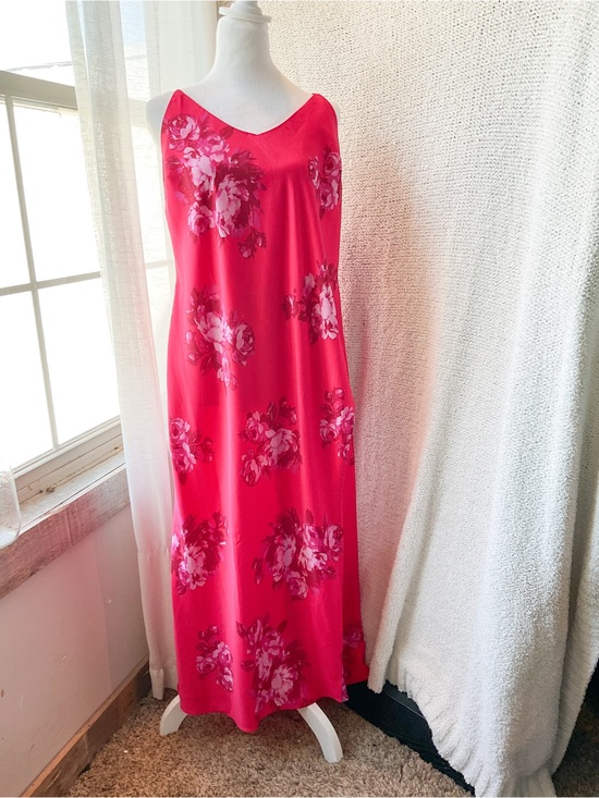 Scoop Dresses & Skirts - Sleeveless Floral Maxi Slip Dress in Bright Pink